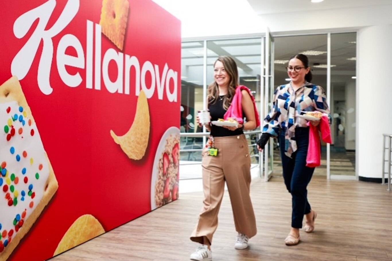 Kellanova Female Employee at Latin America Headquarters