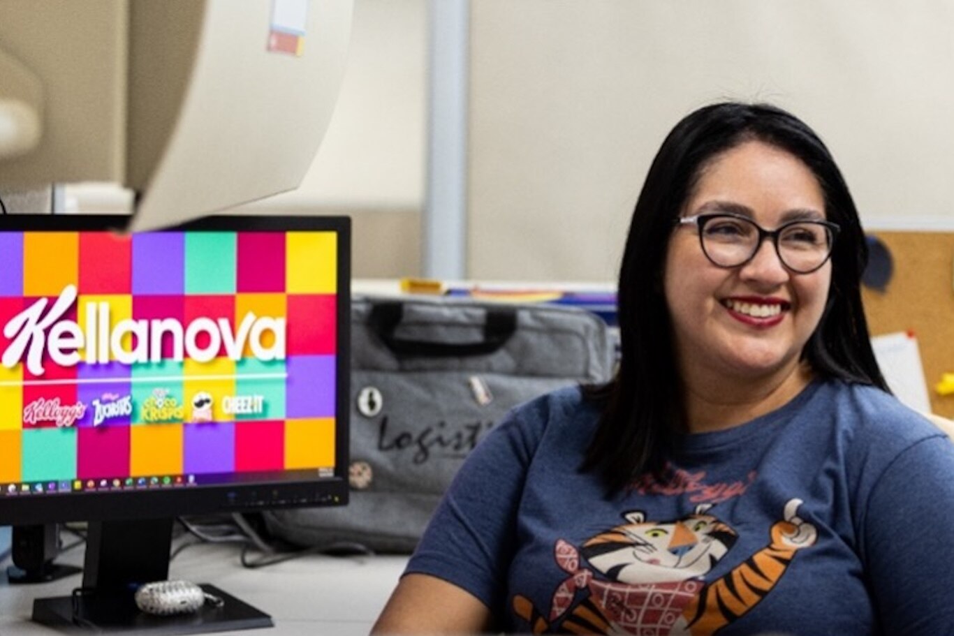 Kellanova Latin America Female Employee